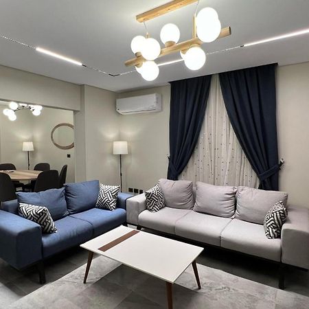 Luxury Apartment El Mohandessen Cairo Exterior photo