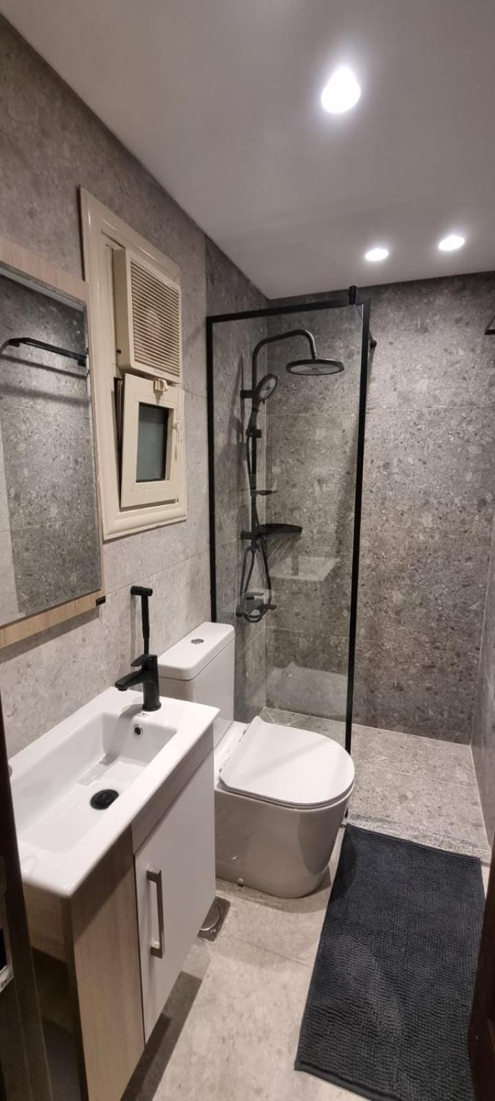 Luxury Apartment El Mohandessen Cairo Exterior photo